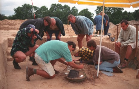 Click to zoom the picture.